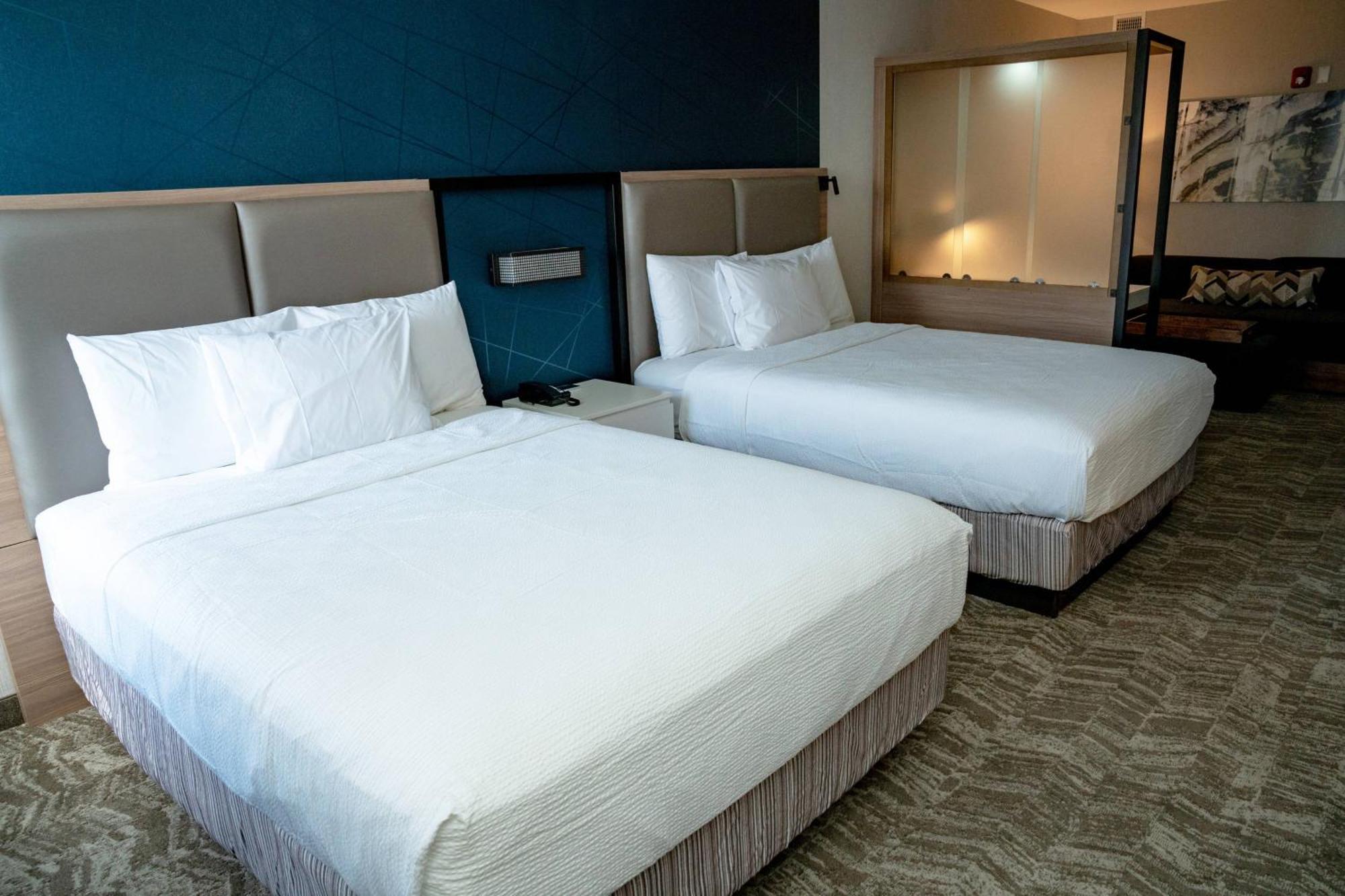 Springhill Suites By Marriott วูดบริดจ์ ภายนอก รูปภาพ